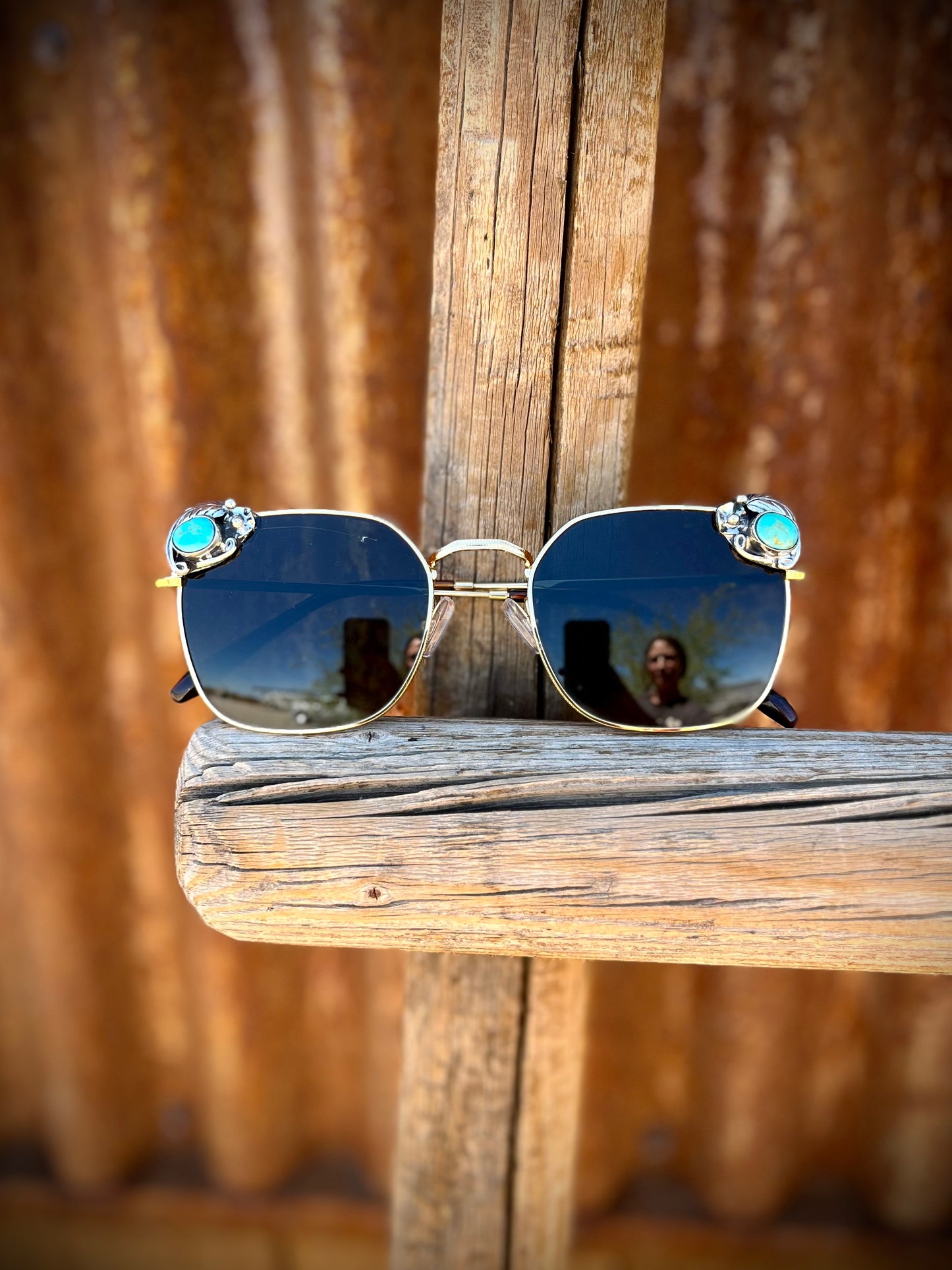 Turquoise Accent Sunnies