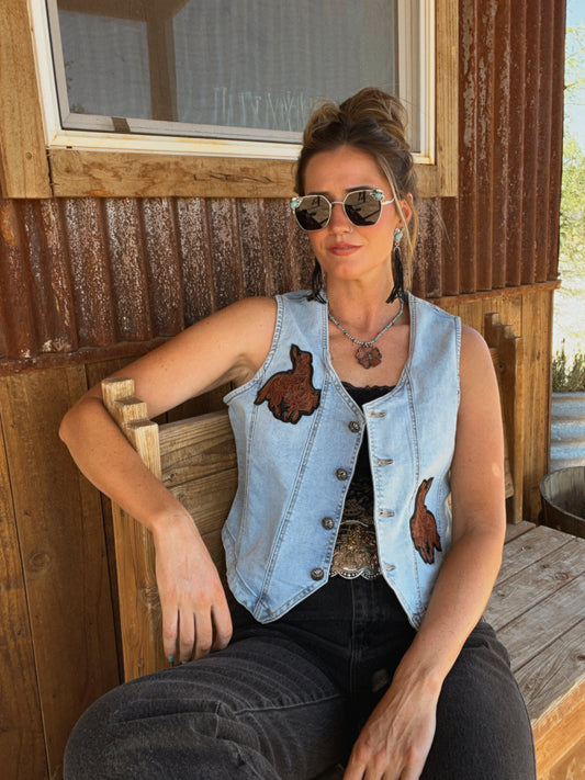 Bucking Horse Light Wash Vest
