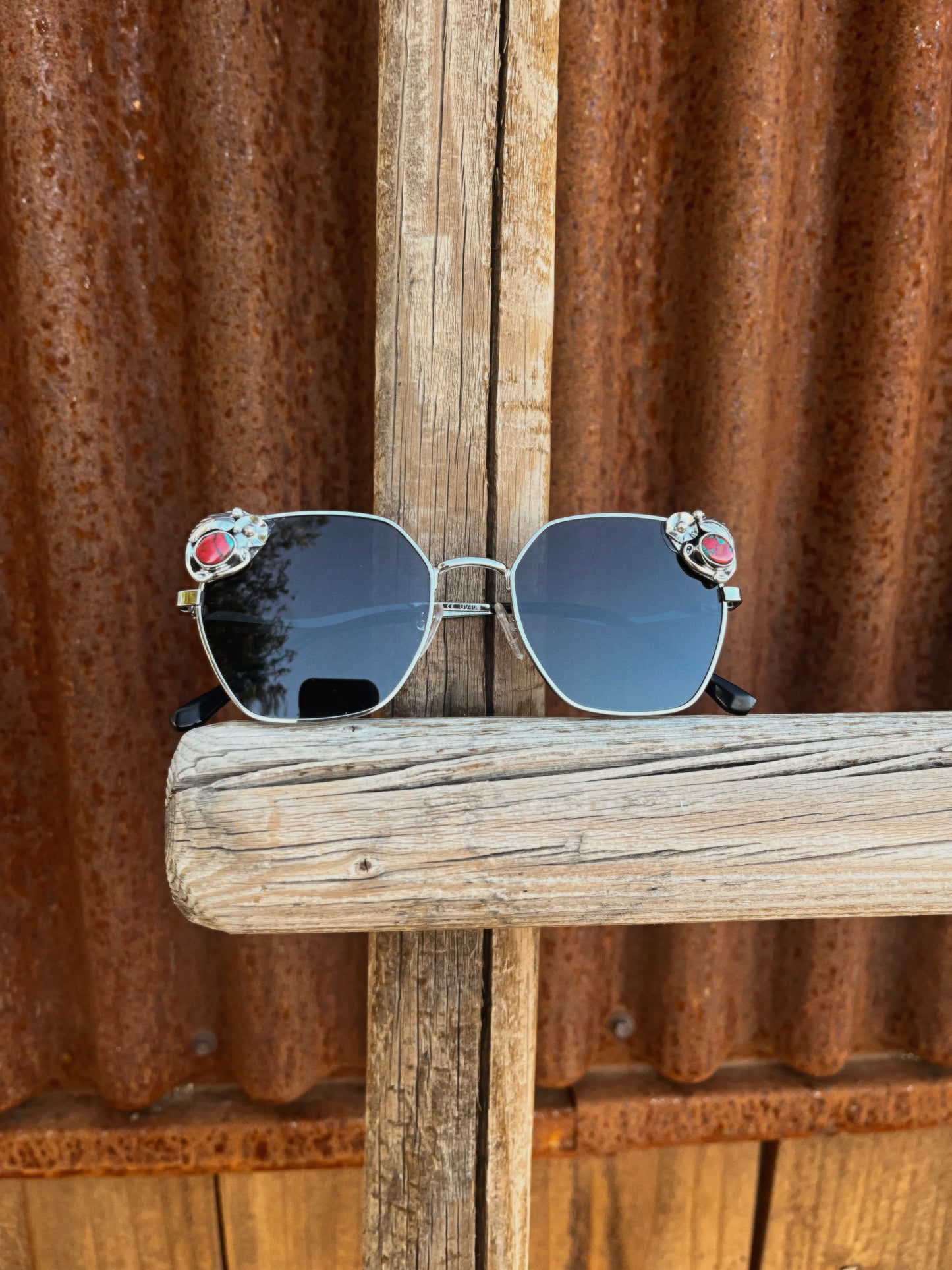 Turquoise Accent Sunnies