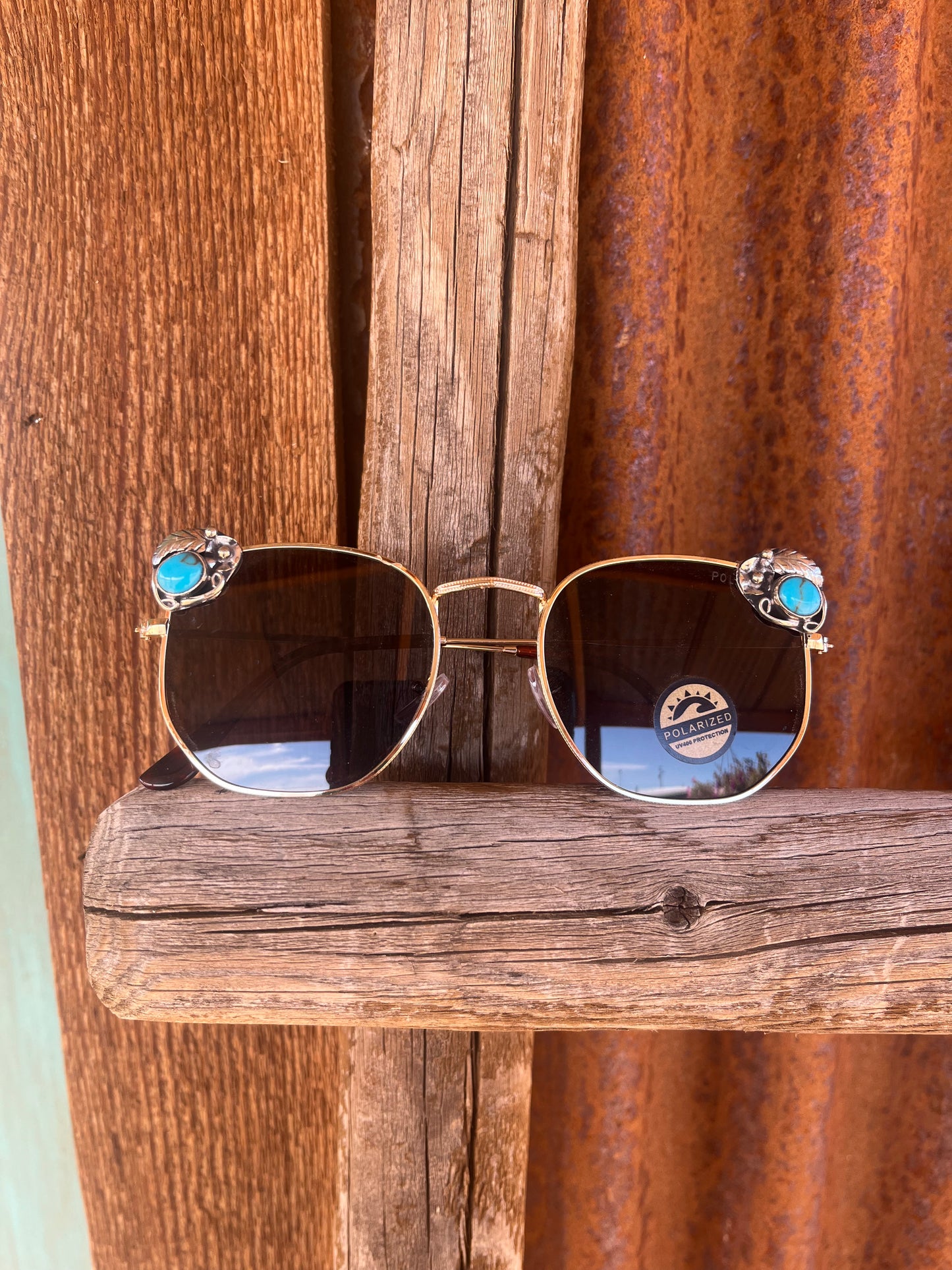 Turquoise Accent Sunnies