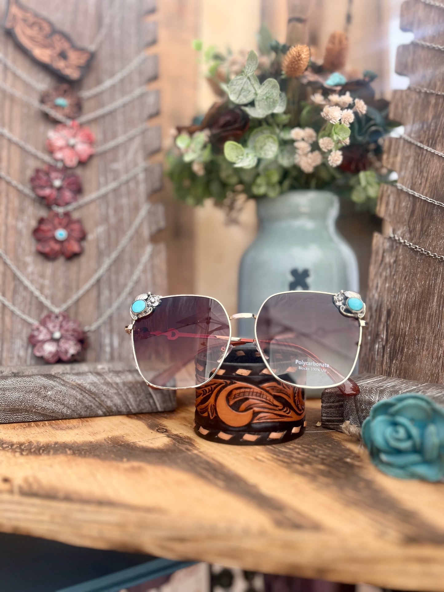 Turquoise Accent Sunnies