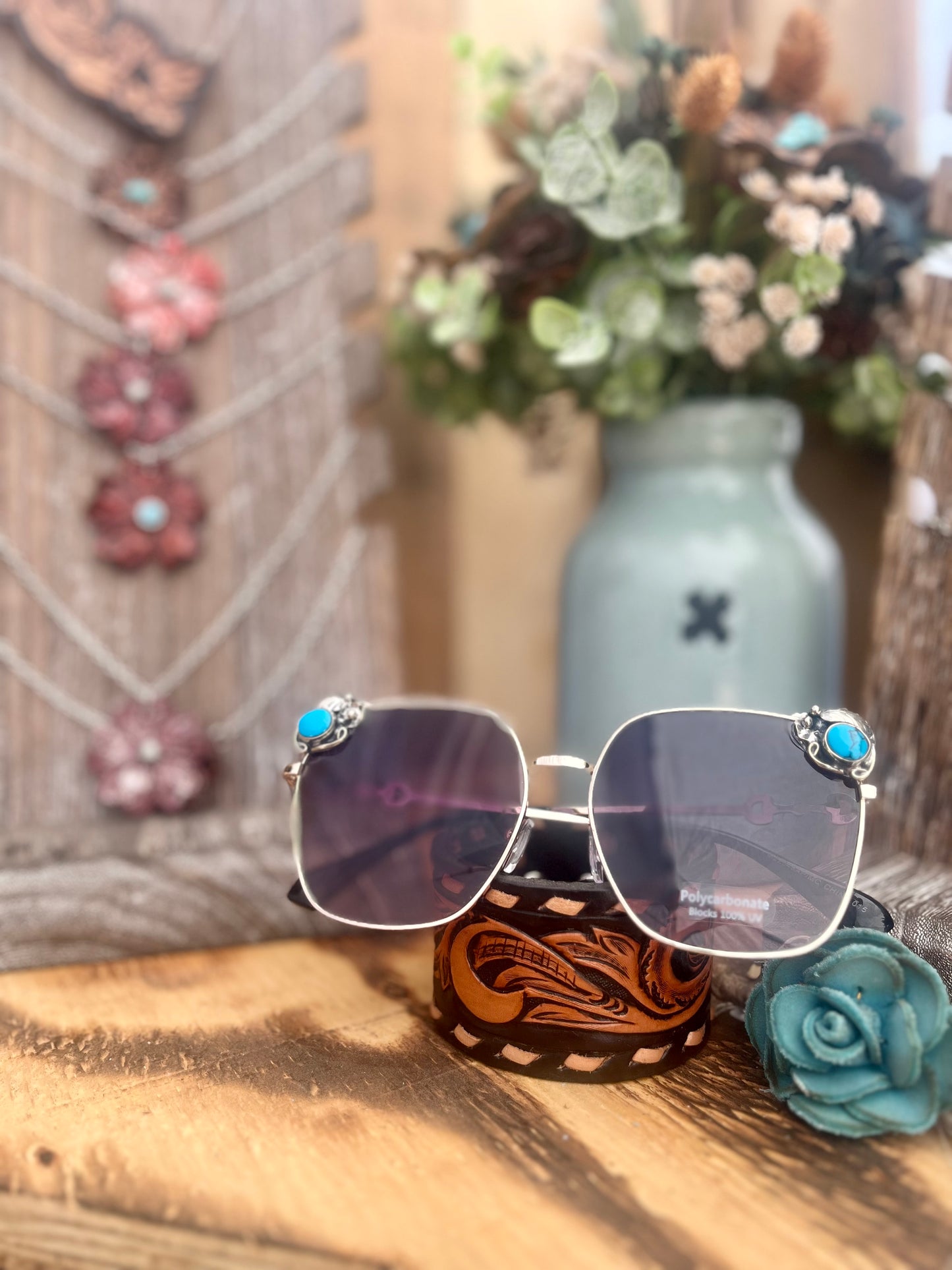 Turquoise Accent Sunnies