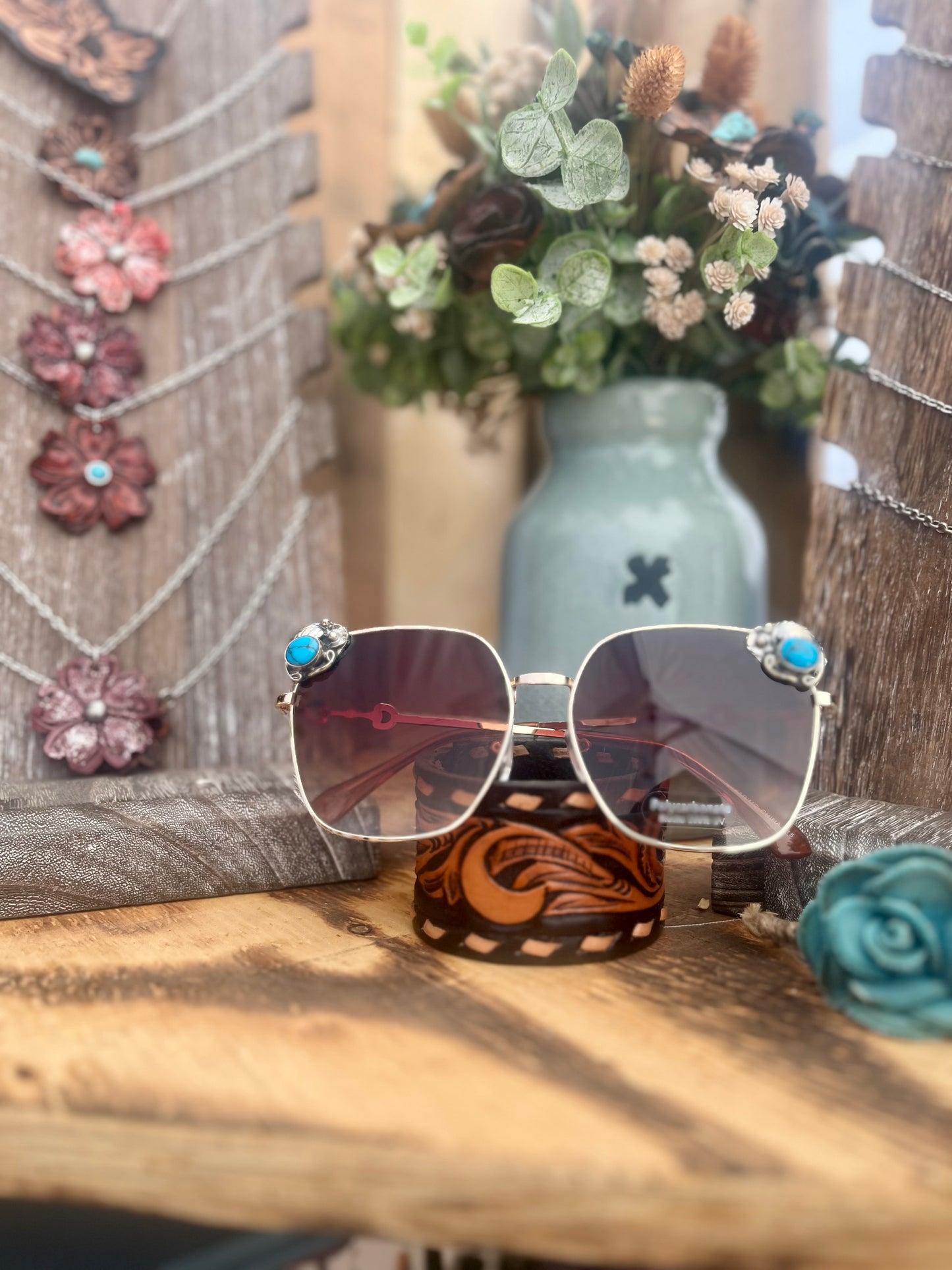 Turquoise Accent Sunnies