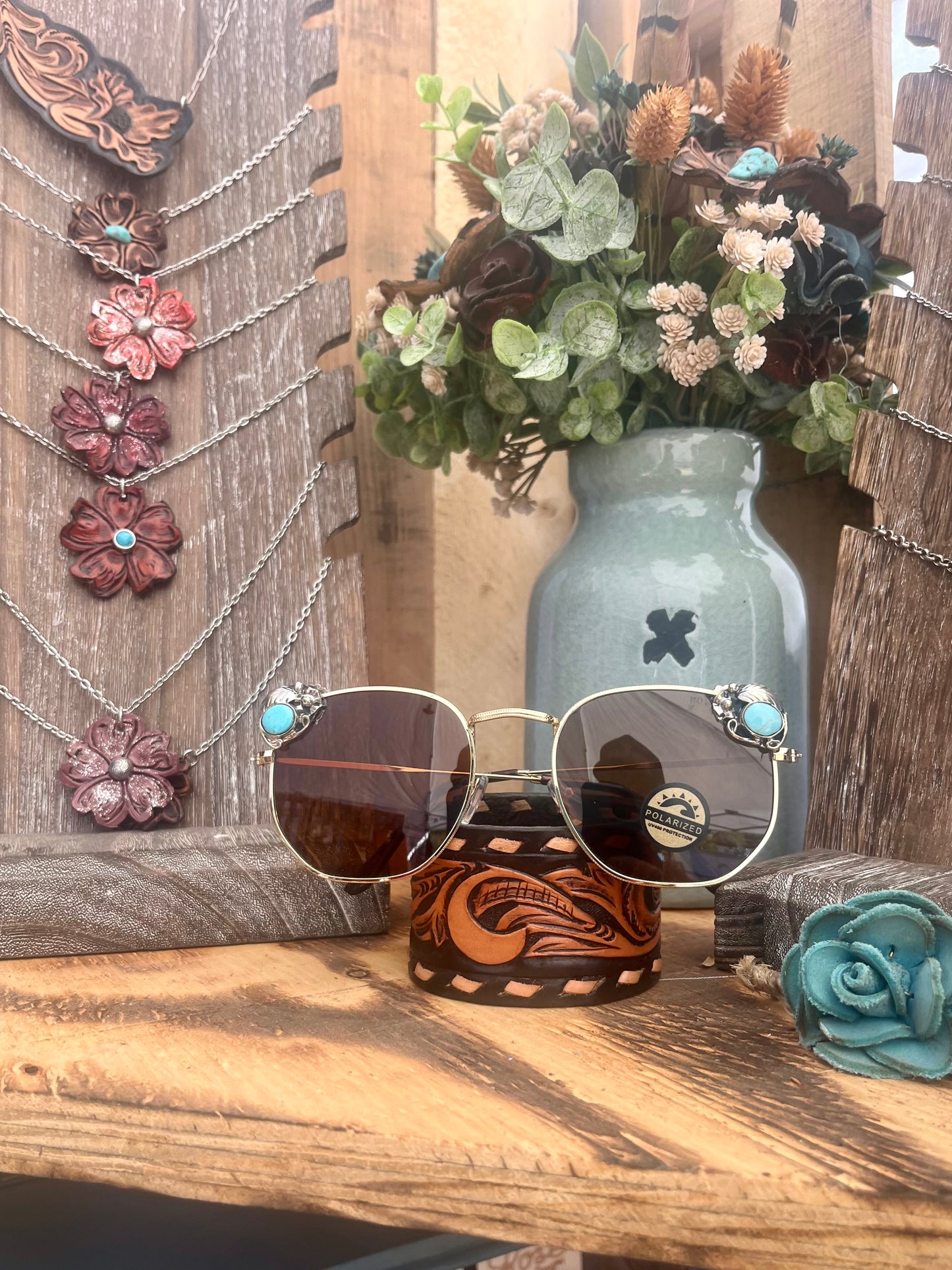 Turquoise Accent Sunnies