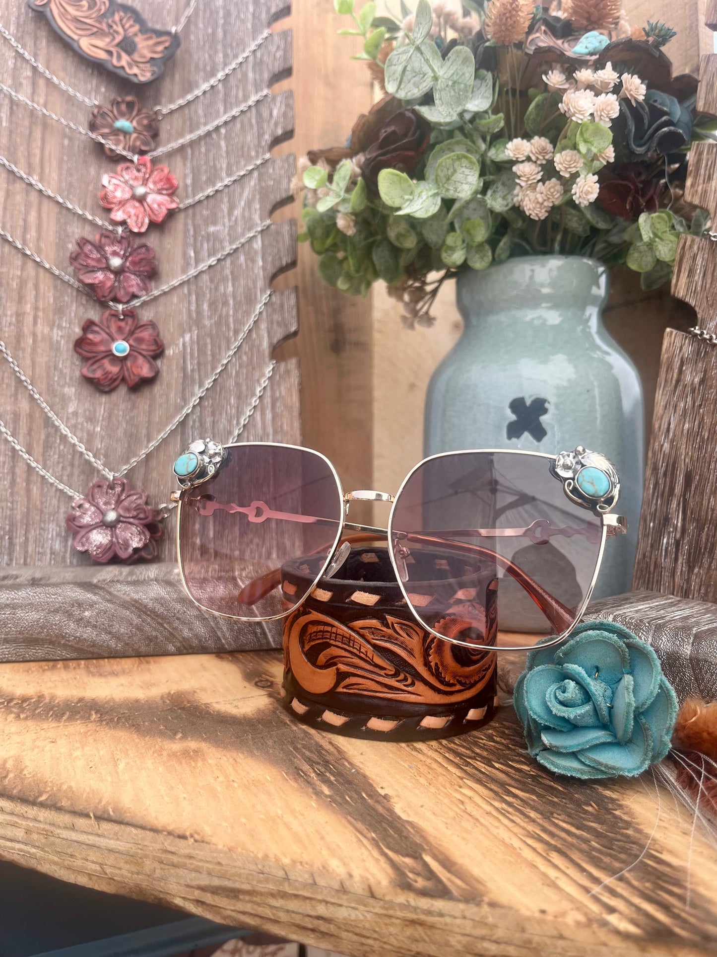Turquoise Accent Sunnies