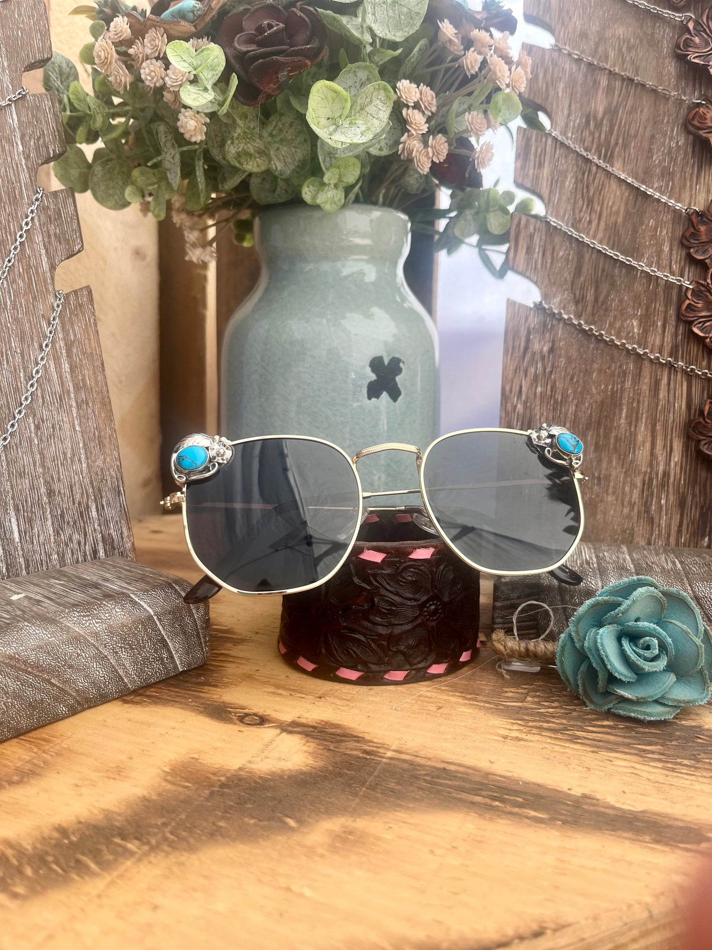 Turquoise Accent Sunnies