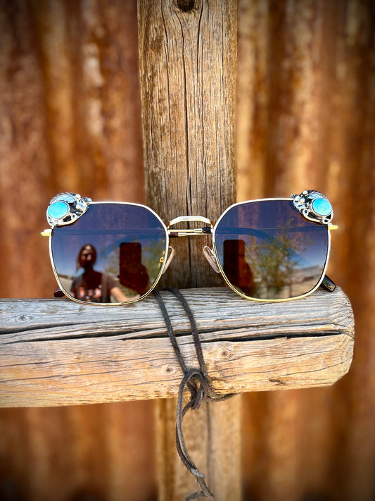 Turquoise Accent Sunnies